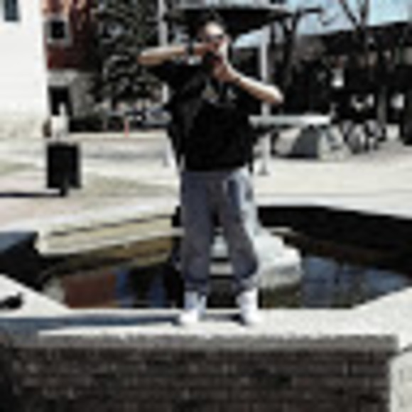 Meet your Posher, Shicoya - Picture 1 of 1